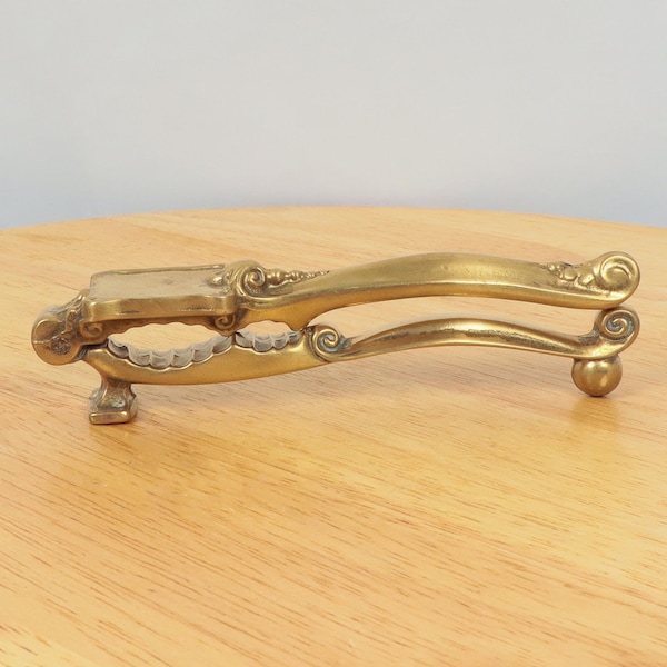 Nutcracker || vintage solid brass || Simple design || Solid brass nutcracker || Nuts || Peerage Made in England
