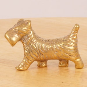 Dog figurine / statuette / sculpture || Scottish Terrier || Vintage solid brass pet|| miniature Small Animal || Small  Brass dog figurine