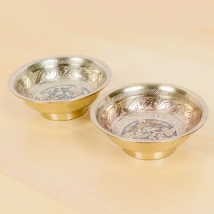 Two small bowls / trays || Vintage solid brass || Hand made Floral design with enamel || made in india