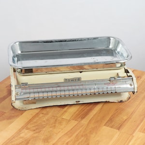 Tower scales /  Tower Adjustment Kitchen scales / Foreign F.B. Trademark S.S. limited || Vintage