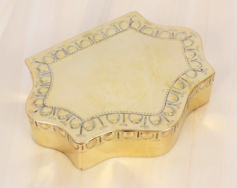 Antieke Italiaanse koperen doos – gesigneerde Perego Cesellatore Saluzzo – elegante opbergdoos
