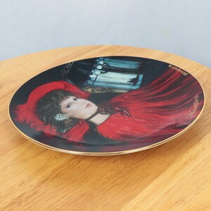 Musetta Plate Decorative Plate Musetta Benvenuti* || Le Porcellane Fontana Dei Medici ...
