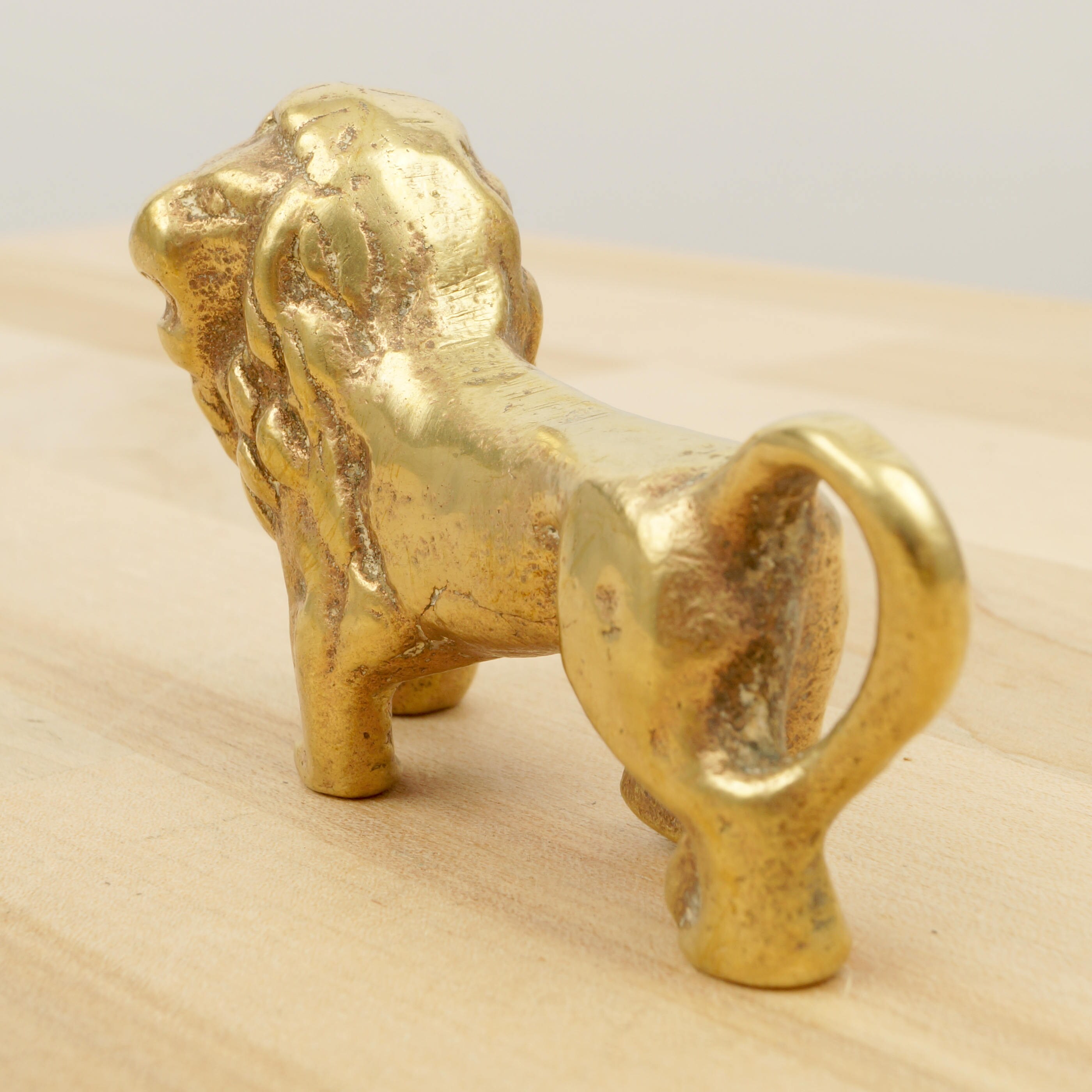 Lion Sculpture / Statue || Vintage Solid Brass || Metal Alloy Figurine ...