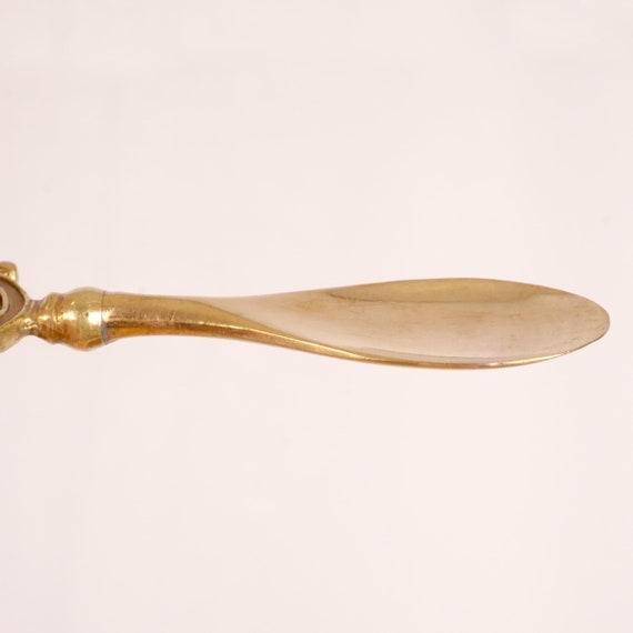 Elegant small  shoehorn || Guernsey coat of arms … - image 10