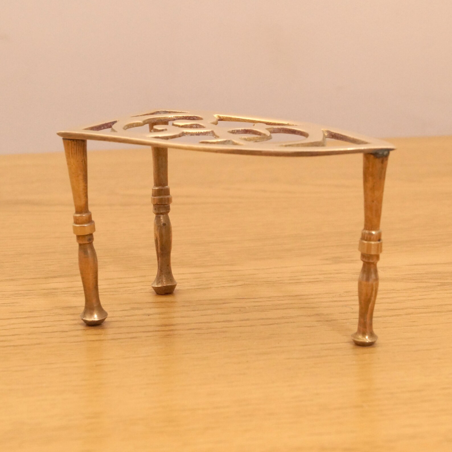 Small Iron Stand Vintage Brass Stand / Tea Pot Stand / Etsy