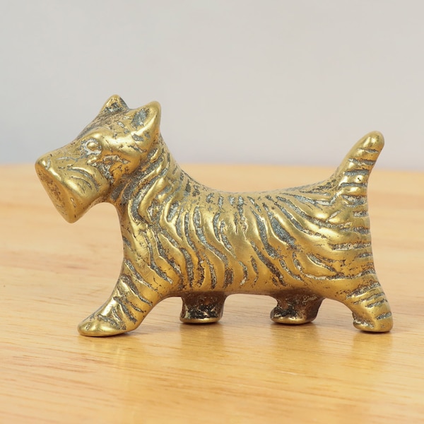 Dog Sculpture - Scottish Terrier || Vintage Statue || Metal Alloy Figurine || Miniature Statuette || Brass dog / brass poppy || figurine