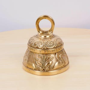 Vintage Solid Brass Engraved Bell – “Leo x Aqvila | Agnvs x Pelicanvs” – Ornate Collectible