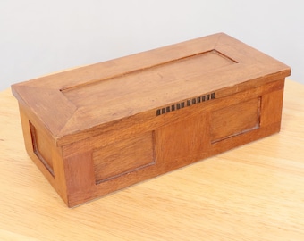 Vintage Wooden Box / Storage / Container || Simple design with lid