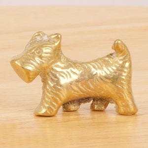 Small Dog Sculpture ||  Scottish  terrier || Vintage Statue || Metal Alloy Figurine || Miniature Statuette terrier