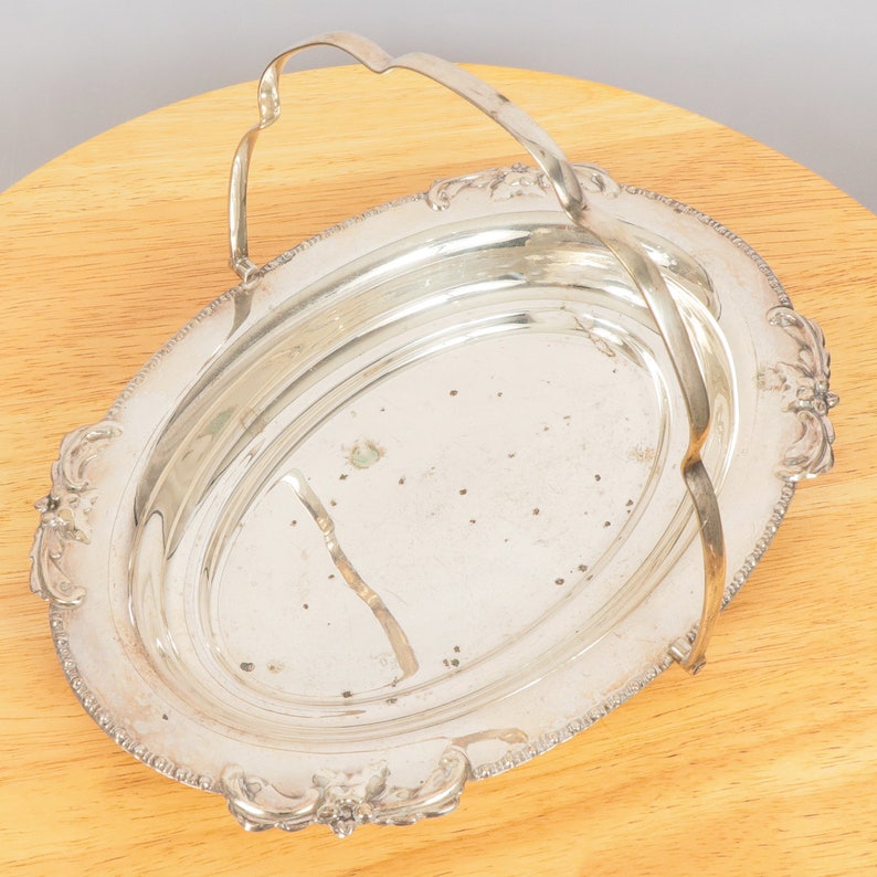 Vintage silver plated dish / tray with handle / server Marked APEX E.P.N.S Made in England image 3
