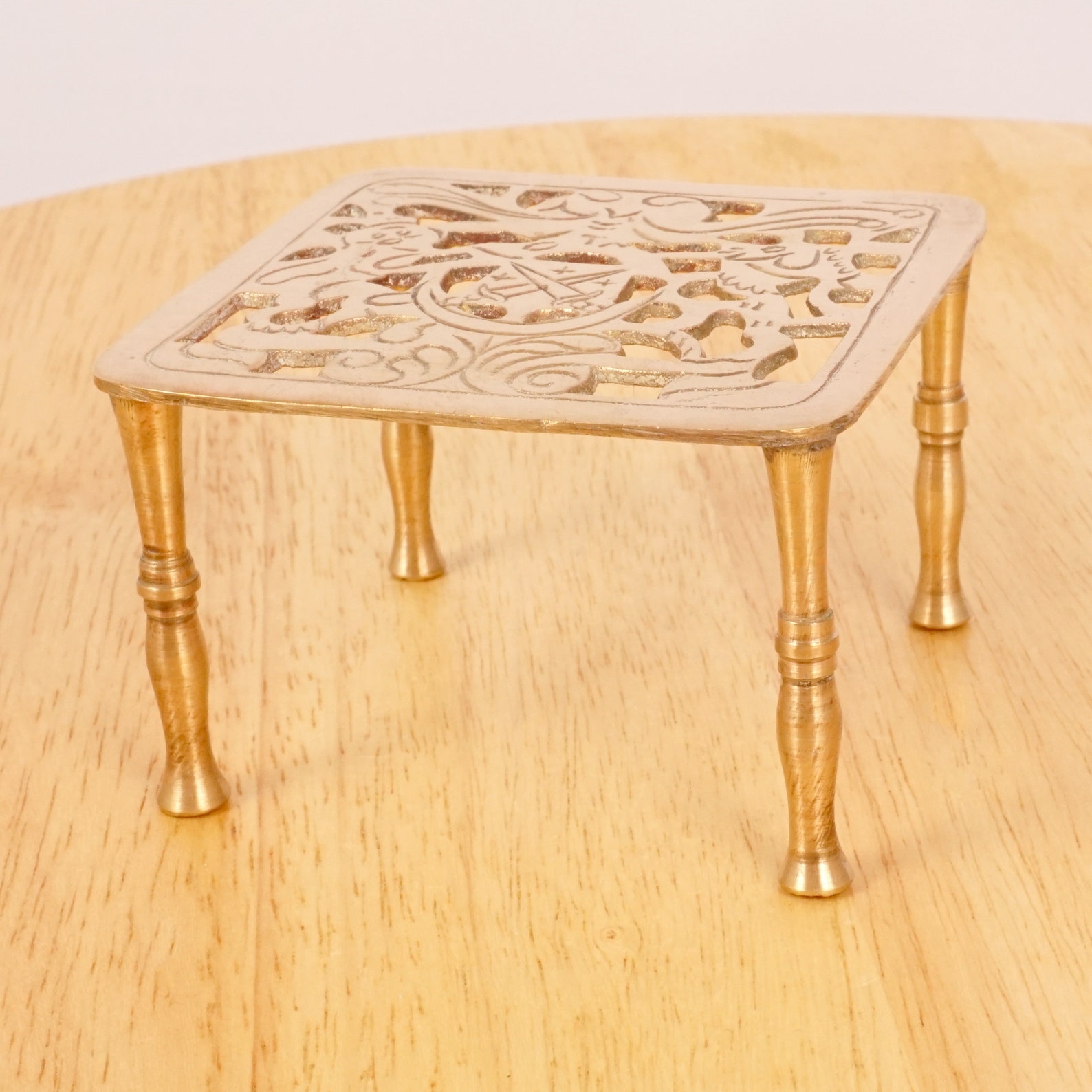 Small Kettle Stand / Tea Pot Stand / Plant Pot Stand Etsy UK