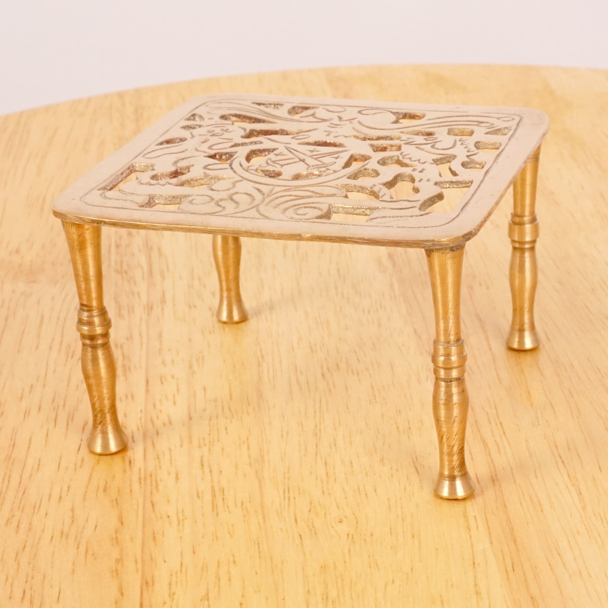 Small Kettle Stand / Tea Pot Stand / Plant Pot Stand Etsy UK