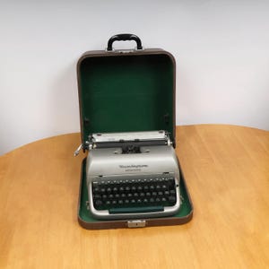 Vintage Remington Rand Portable Manual Typewriter | Made in Great Britain