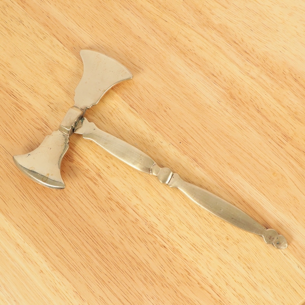 Two sided Battle axe / double axe || Vintage solid brass || Simple design