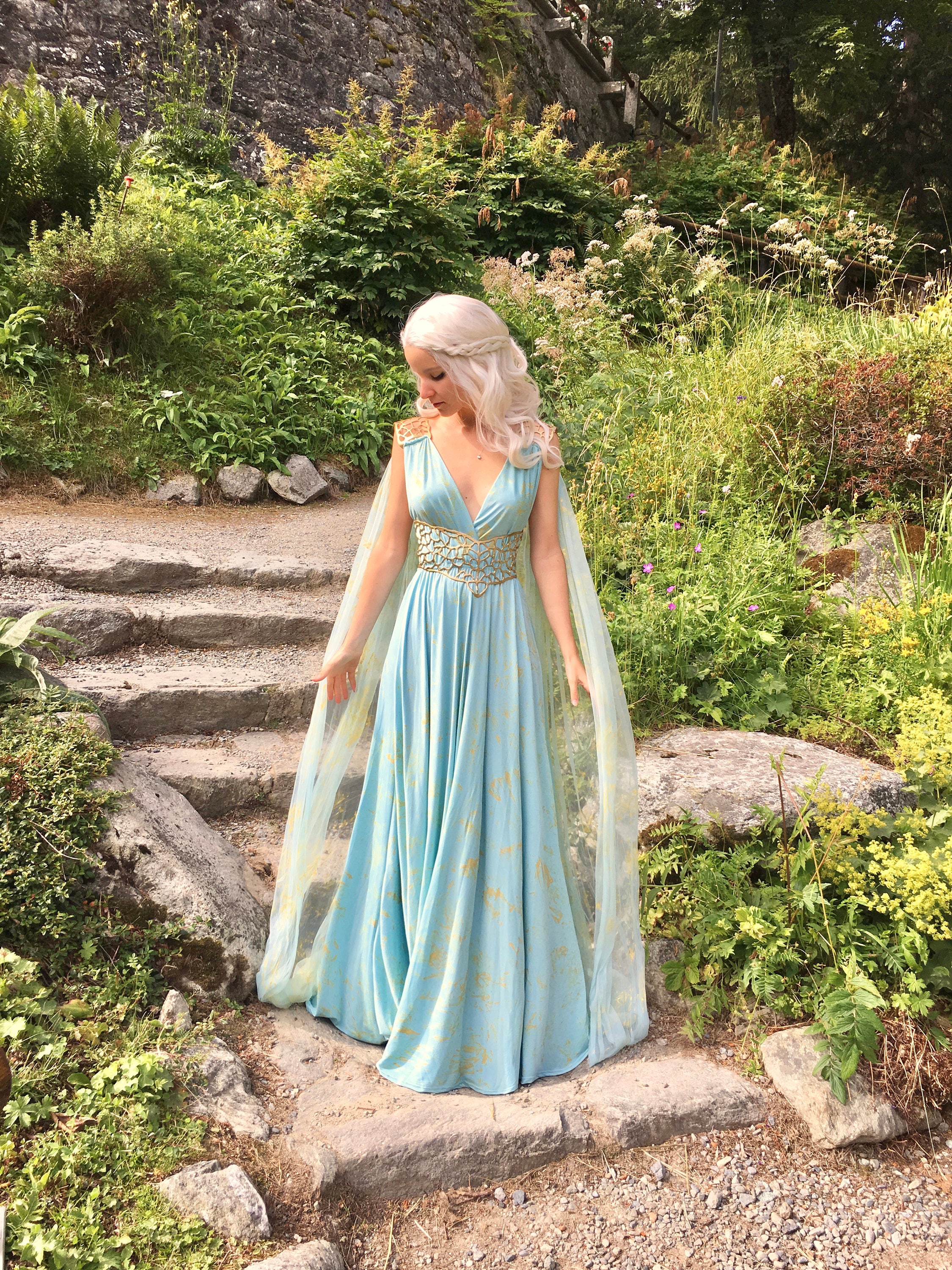 daenerys dress