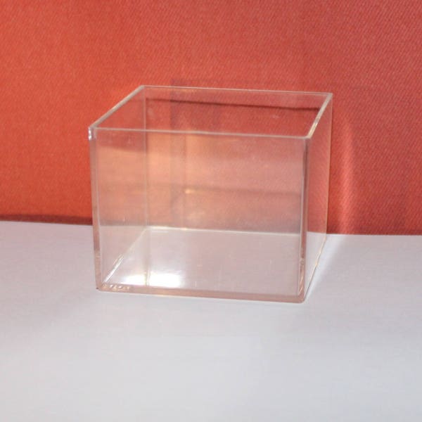 Lot de 25 boîtes plexi pour rangement perles et accessoires 6cm