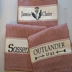 Decorative Outlander Towels Red Small Check