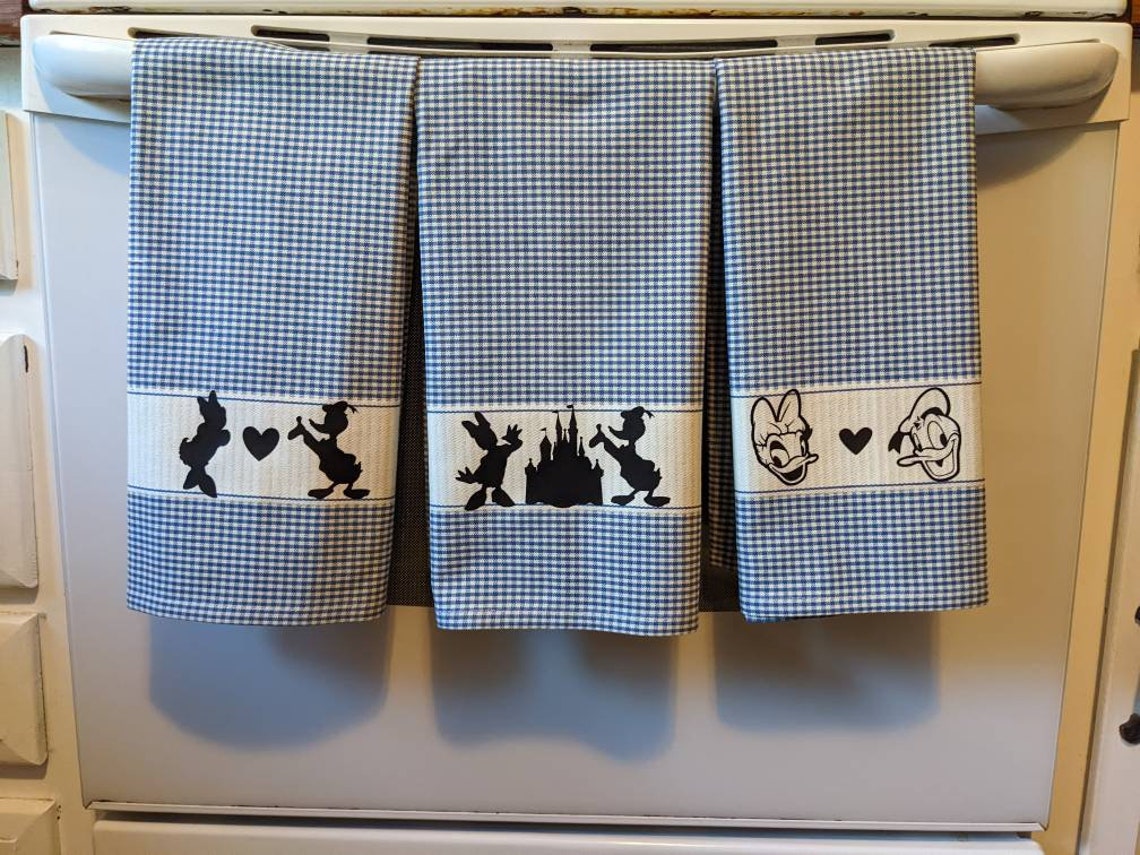 Decorative Donald Duck and Daisy Duck Towels Donald Duck Etsy