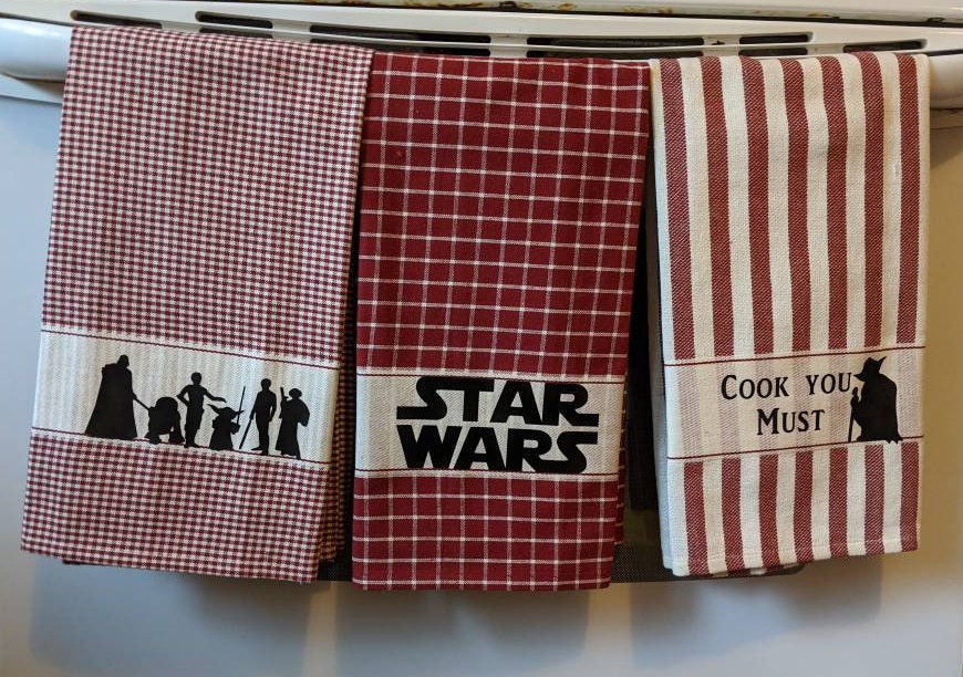 Star Wars BB8 R2D2 Personalized Kitchen Towels 2 piece Set