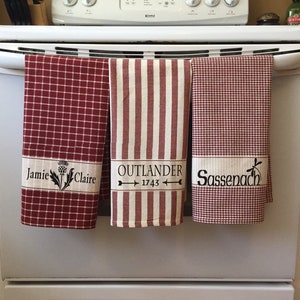 Decorative Outlander Towels Red Mix Set