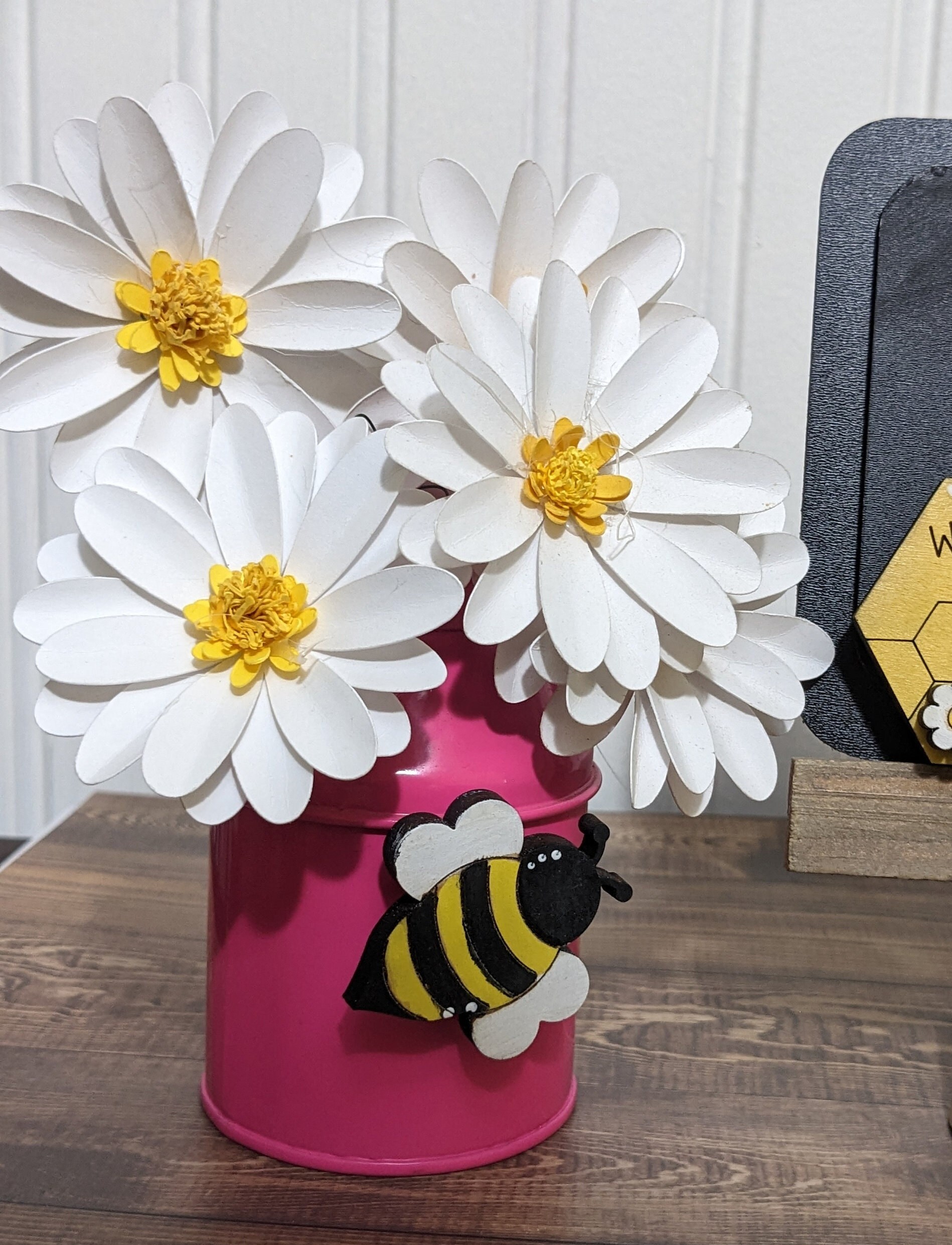 Bee Magnet Set, Wooden Magnet Set Bee, Honey Pot, Flower Set of 4 ...