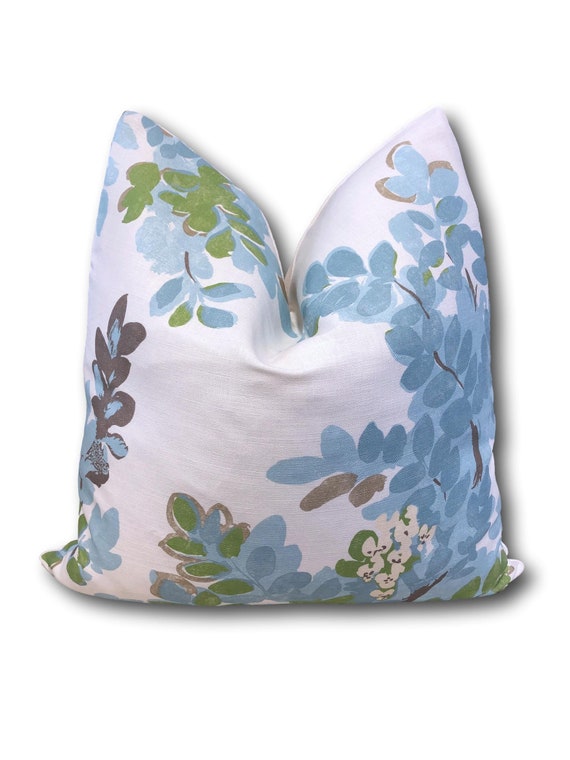 Central Park Spa Blue Floral Pillow Cover: Chinoiserie Linen Cotton Blend