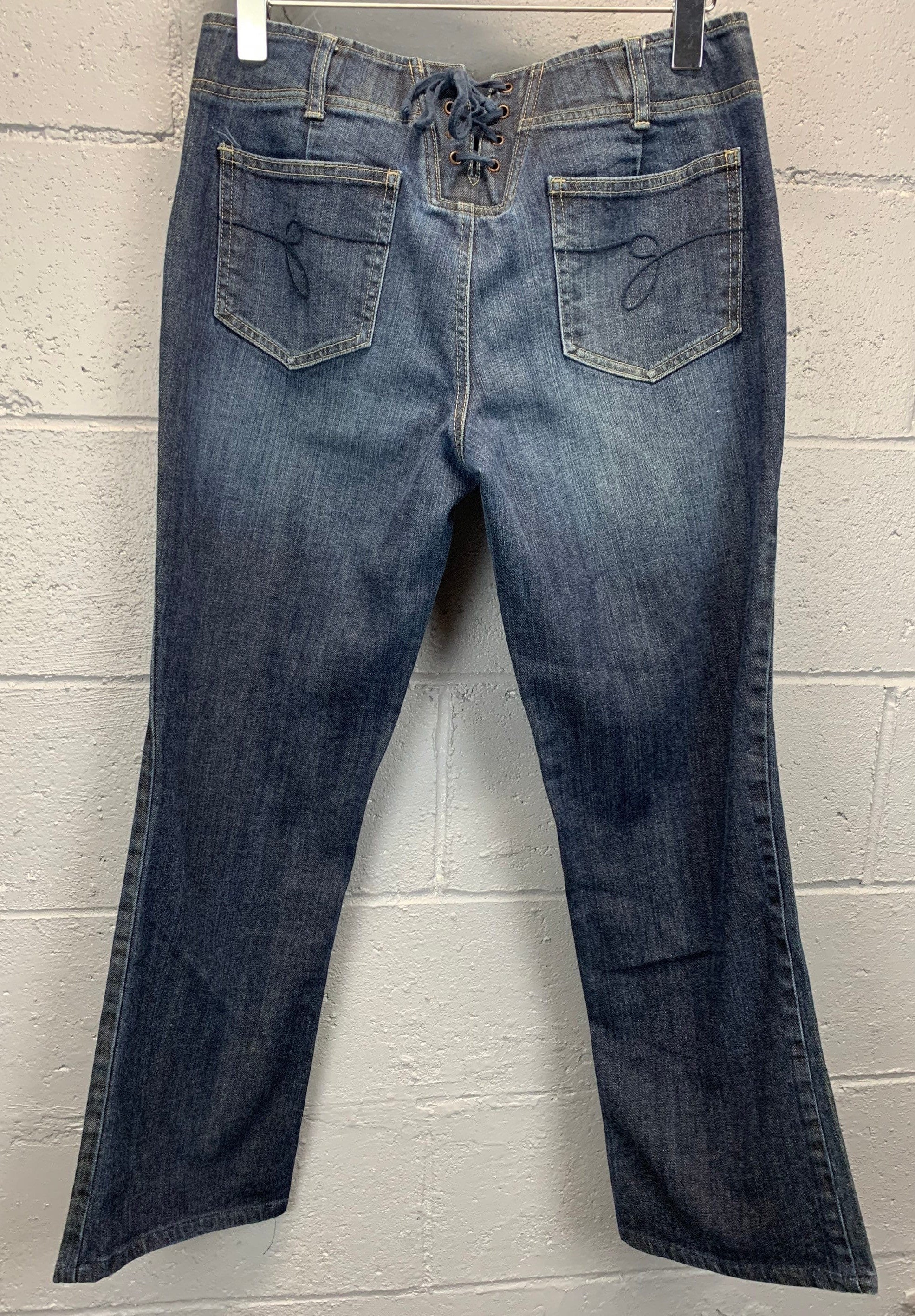 Jeans Guess Taille 26 – Délavé Clair, Détails Brodés Poche, Coupe Bootcut Vintage