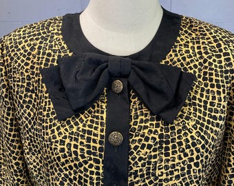 Vintage 1980s Silk Animal Print Blouse Jacquard Bow Adrianna Papell Large