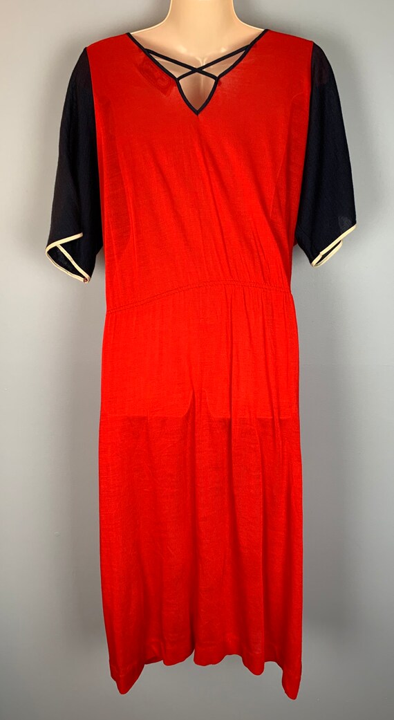 Vintage 1980s Red White and Blue Chevron Dress Mi… - image 6