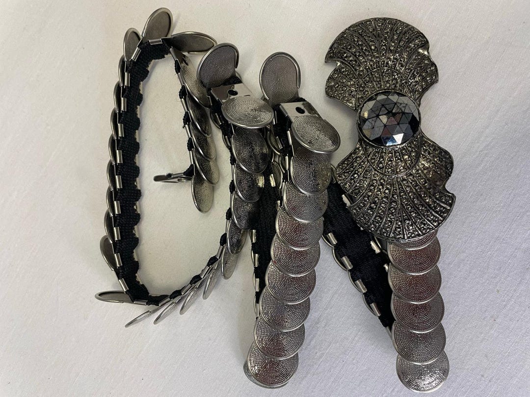 Vintage Coin Concho Belt Stretch Large Buckle Silver Art  display picture 1