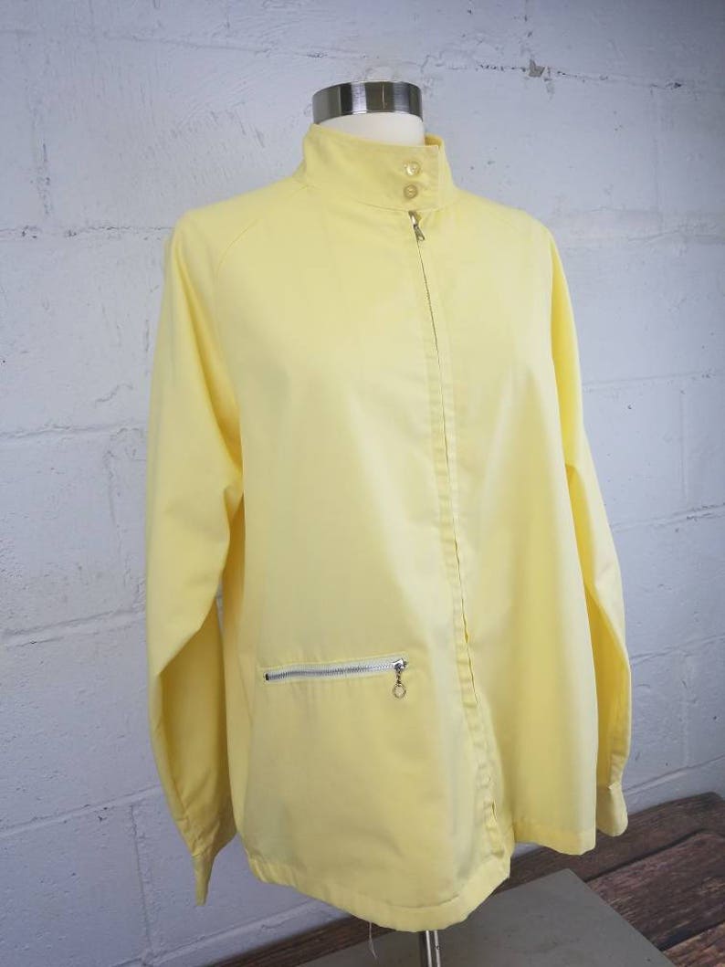 Vintage 1960s Yellow Grant/'s Department Store Yellow Zip Front Windbreaker Jacket with Zip Front Pocket