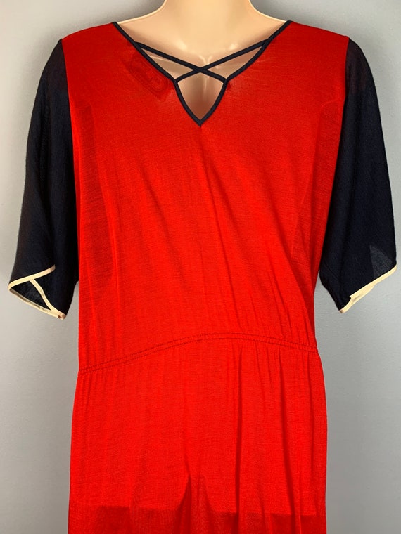 Vintage 1980s Red White and Blue Chevron Dress Mi… - image 7