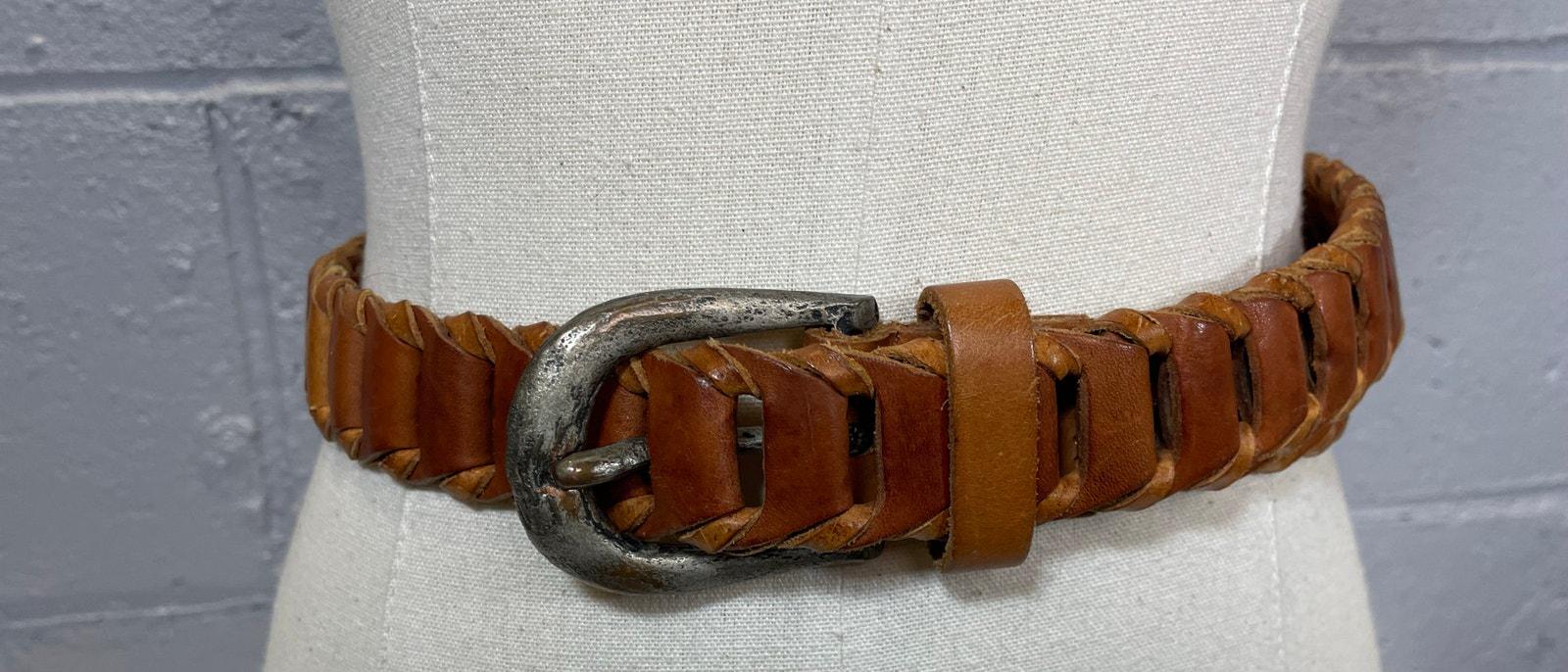 Vintage 1990s Brown Ladder Braided Leather Belt Italy Large Vintage 1990s Brown Ladder Braided Leather Belt Italy Large  main image 2