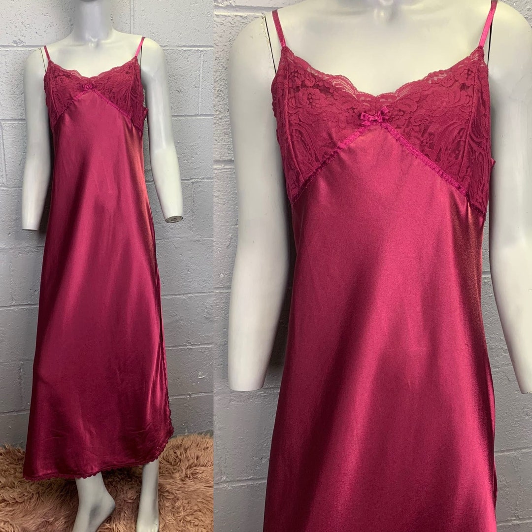Vintage 80s red satin maxi nightgown (XL)