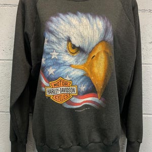Vintage 1990s Harley Davidson 3D Emblem Eagle Raglan Sweatshirt Emblem American Flag Size Medium
