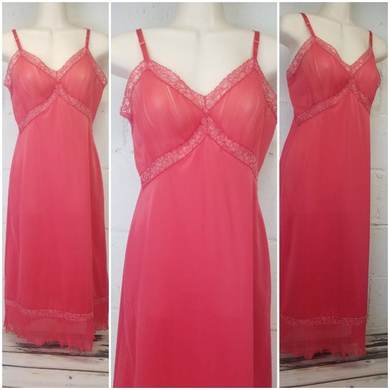 Vintage 50s Vanity Fair Full Pleated Slip Dress H… - image 1