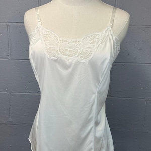 Vintage 1980s Wonder Maid White Nylon Camisole Lingerie Top w/ Lace Trim  Sm/Med