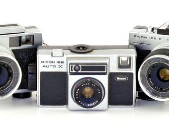 Ricoh 126 Camera Lot 3X In Great Shape