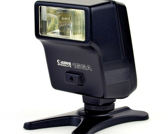 Canon 166A Speedlite Flash with Case