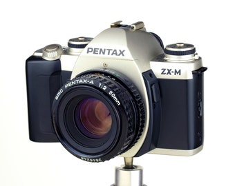 STuDENTS: Pentax ZX-M 35mm SLR Camera w SMC Pentax-A 50mm f/2 Standard Prime Lens Students First Camera WoRKS WeLL MiNTY!