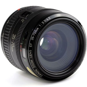 Super Cosina 35-135mm 3.5-4.5 MC Macro Zoom Lens - Canon Fd