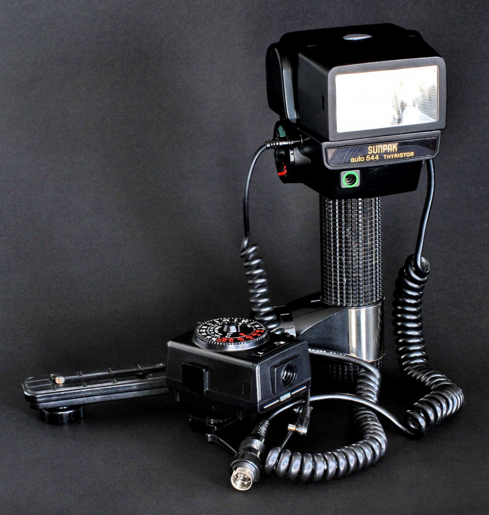 Sunpak Auto Zoom 3600 Thyristor Handle Mount Flash & Camera Etsy