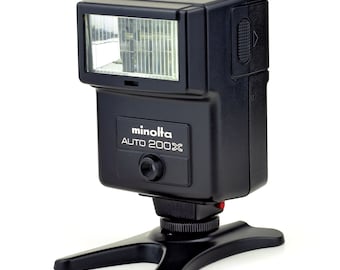 Minolta Auto 200X Flash for X-700 X-570 X-370 XG7 SRT 101 102 Speedlight Strobe Works Well Great Shape NiCE!