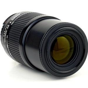 Nikkor AF AIS 80-200mm f/4.5-5.6 D Telephoto Zoom Lens Digital Film Nikon SLR dSLR Legendary WoRKS WeLL NiCE!