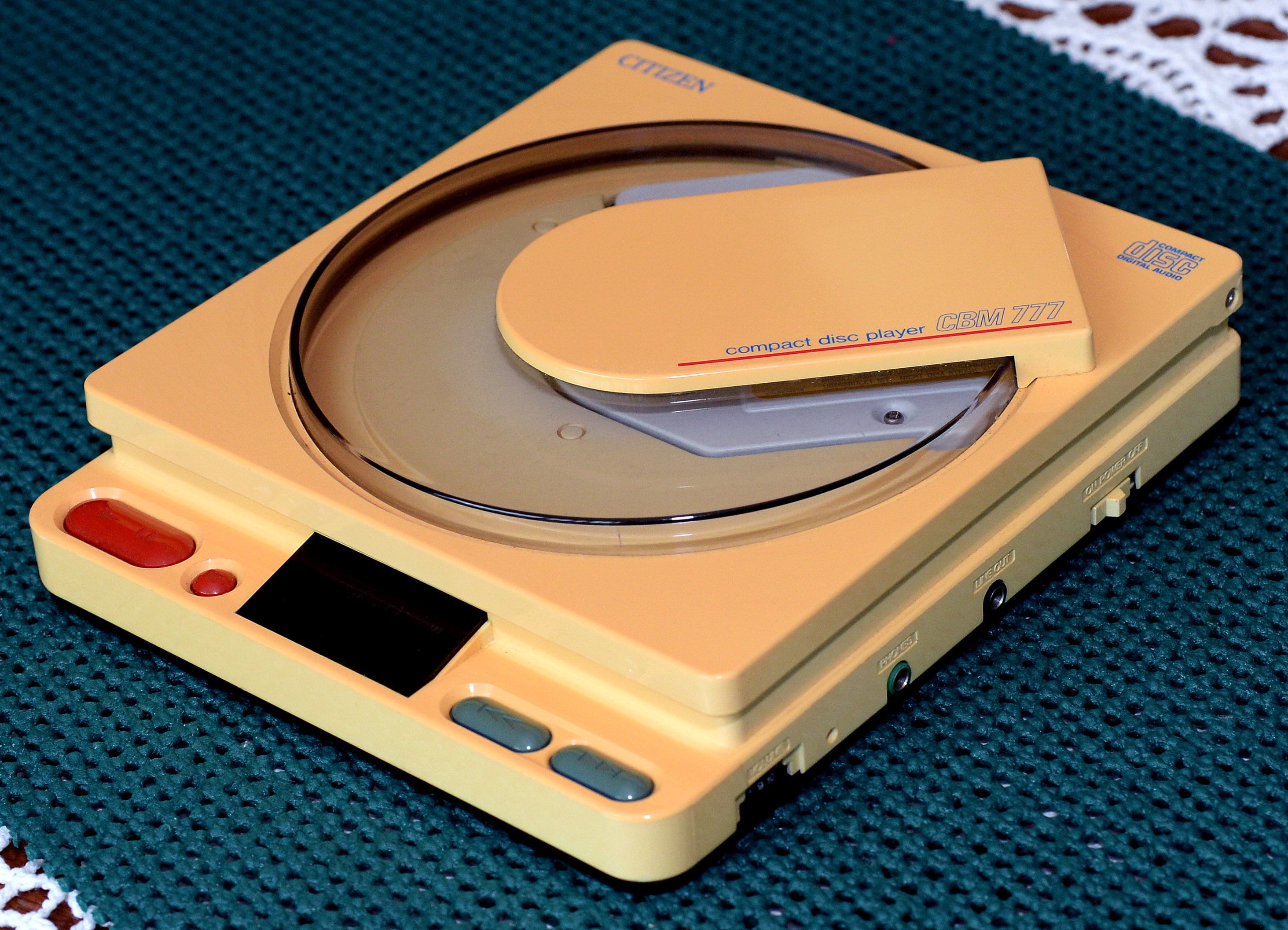 冬ギフト セ Citizen Yellow 777 CBM Model Player Disc Compact 777 CBM ポータブルプレーヤー