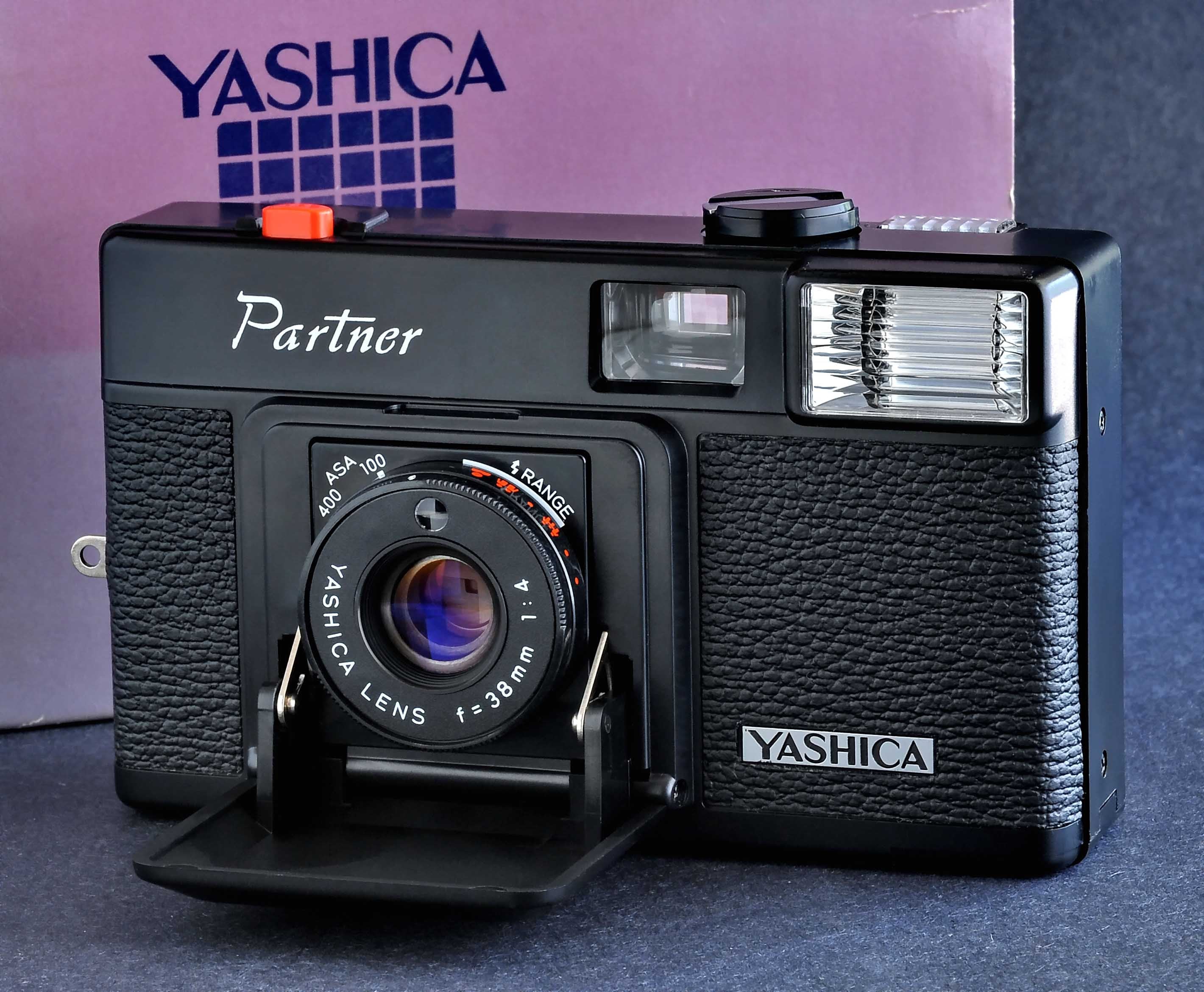 Камера партнер. Yashica MF-1. Компакты Yashica. Yashica Micro Elite af.