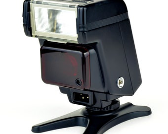 Nikon Speedlight SB-22 Flash 4 Nikon 35mm SLR Cameras FM2 FE2 FA N2000 F3 Works Well NEaR MiNTY!
