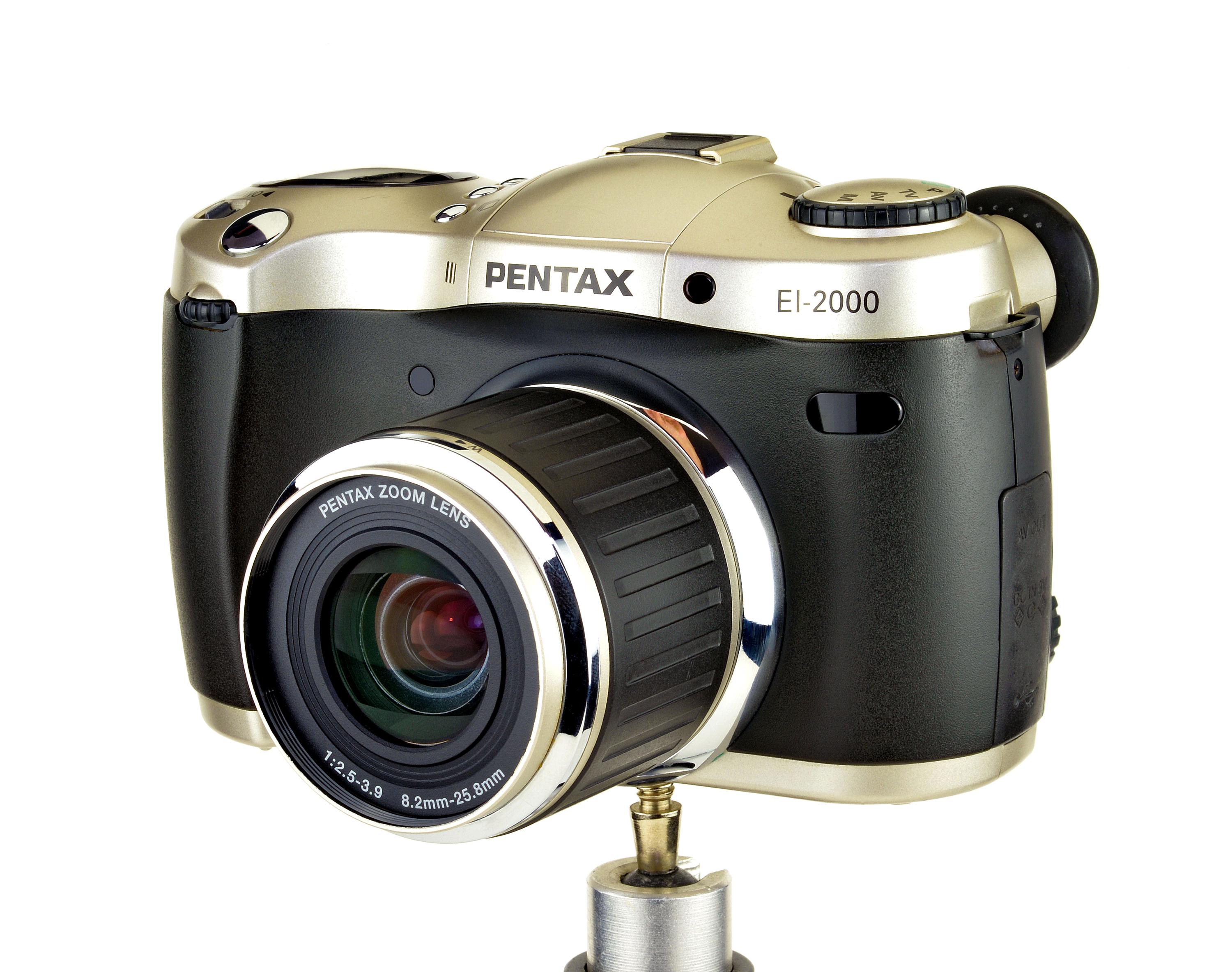 Pentax EI-2000 Digital Still Camera Kit W Pentax Zoom Lens Rare