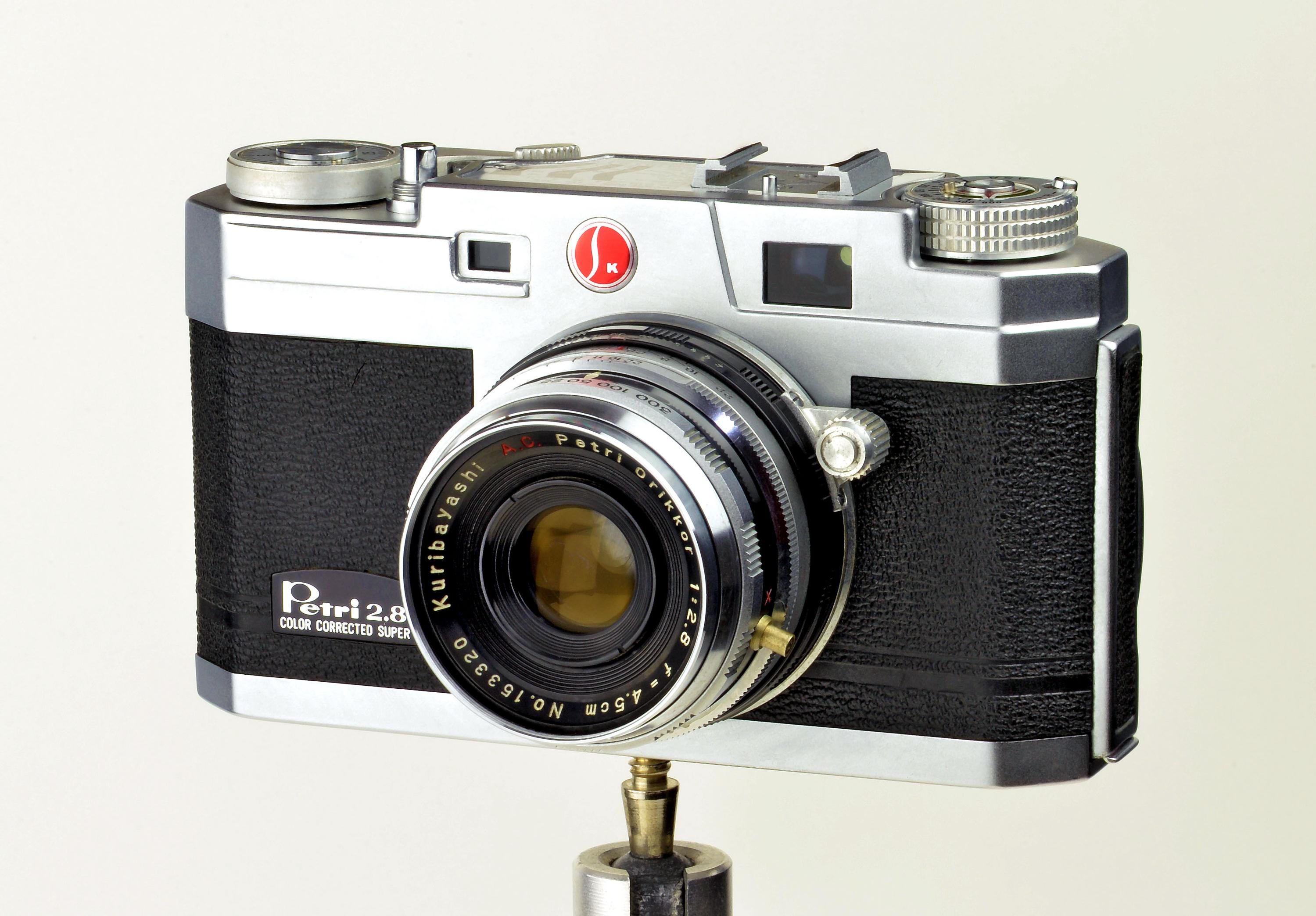 Petri 2.8 Color Corrected Super 35mm Rangefinder Camera W/ 4.5cm F