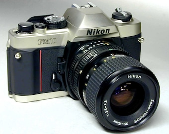 Nikon FM10 w AiS 35-70 f/3.5-4.8 Macro Zoom Lens  35mm SLR 4 Student's SLR Camera LiKE NeW !